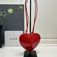 Aiaia Round Bags